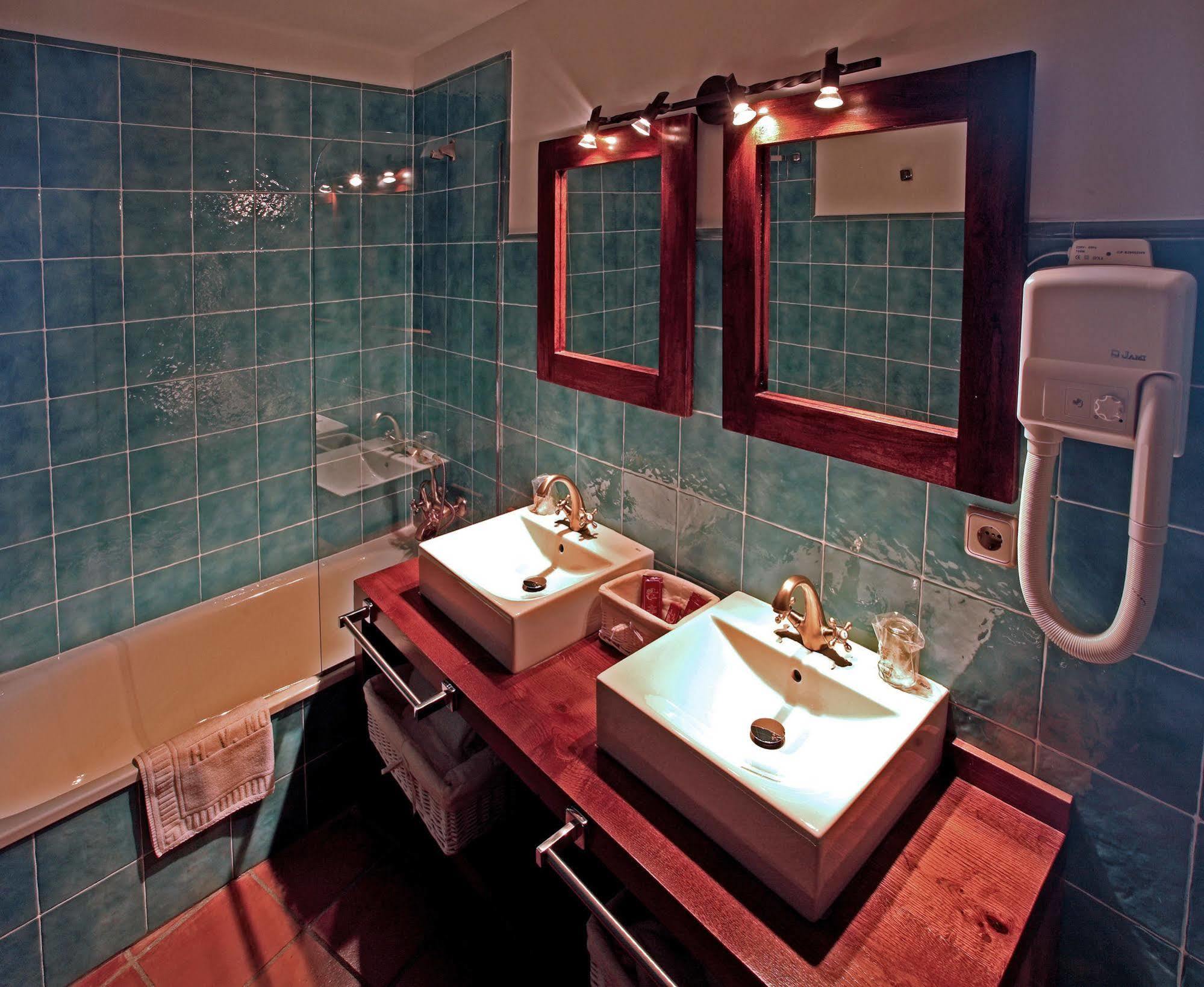 Hotel Spa Villa De Могаррас Экстерьер фото